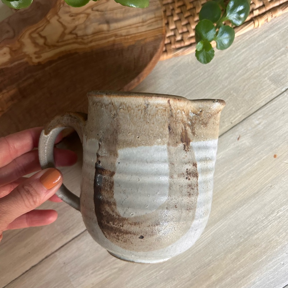 Handcrafted Ceramic Mug - Picture 5 of 8